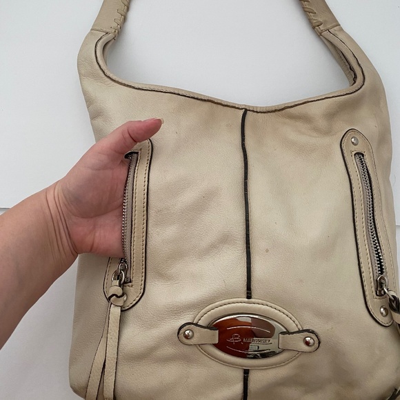 B. Makowsky Leather Purse + Dust Bag - Picture 7 of 16